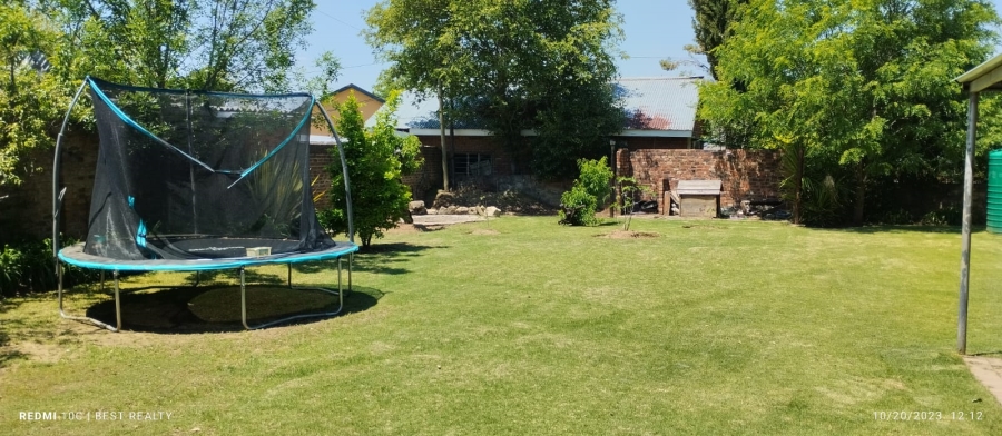  Bedroom Property for Sale in Ladybrand Free State